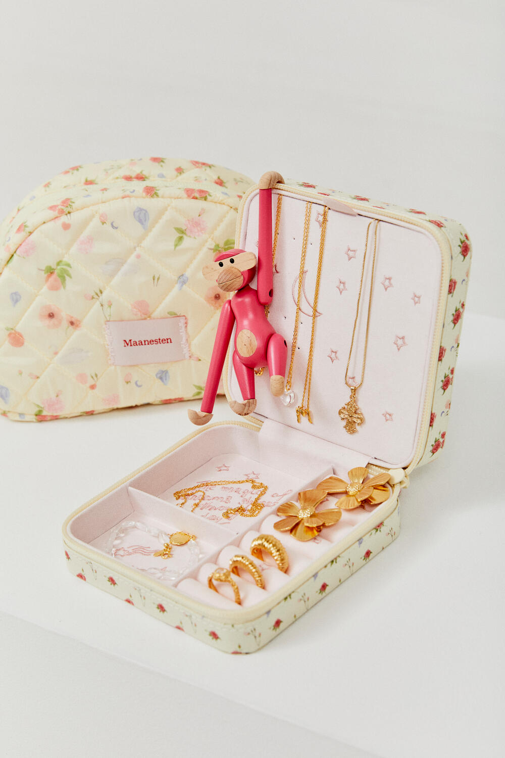 Smykkeskrin - Roses and Shells